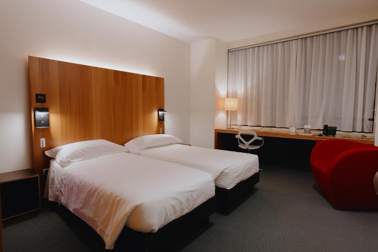 New Ipoint Hotel San Giovanni in Persiceto Luaran gambar