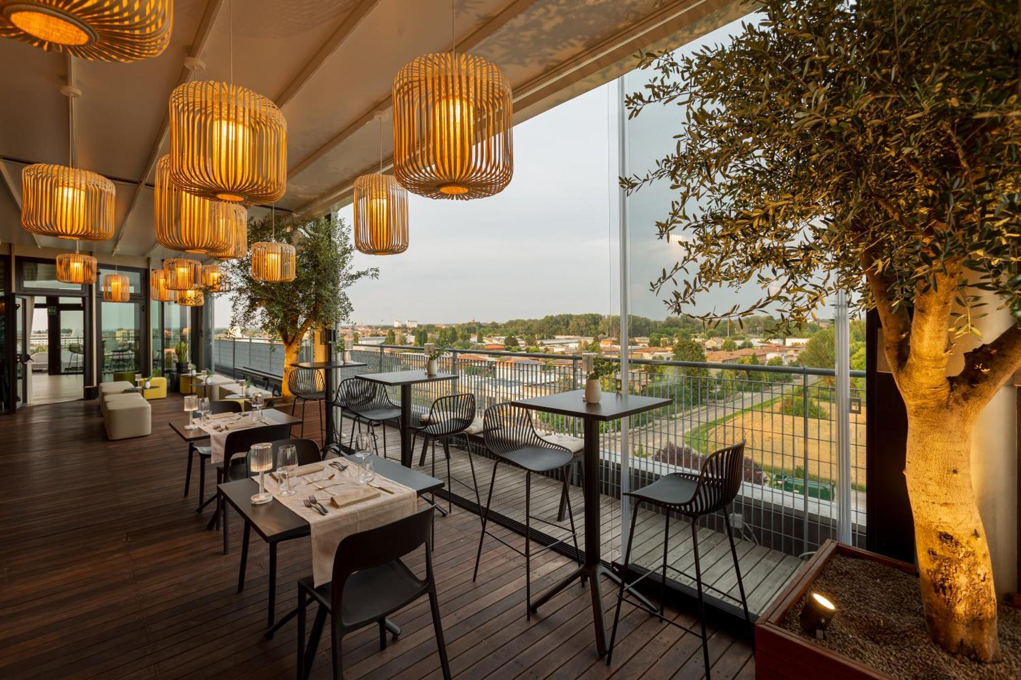 New Ipoint Hotel San Giovanni in Persiceto Luaran gambar