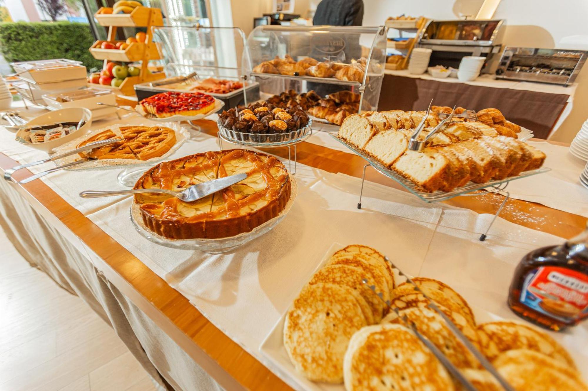 New Ipoint Hotel San Giovanni in Persiceto Luaran gambar